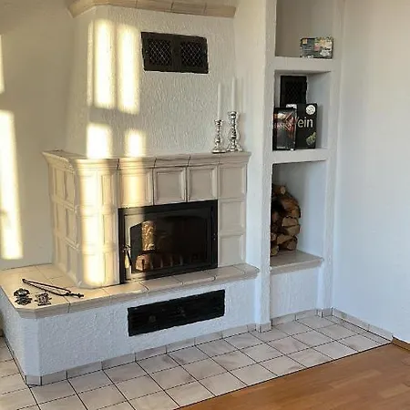 Apartamento 98qm Im Villenviertel - Voll Ausgestattet Mit Balkon Und Kamin - Wlan Gratis *
