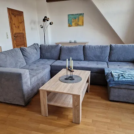 98qm Im Villenviertel - Voll Ausgestattet Mit Balkon Und Kamin - Wlan Gratis