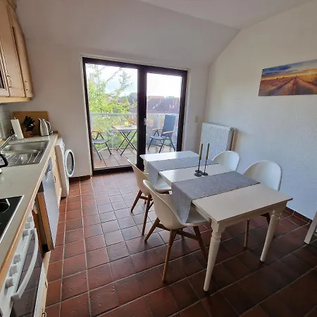 98qm Im Villenviertel - Voll Ausgestattet Mit Balkon Und Kamin - Wlan Gratis Wilhelmshaven