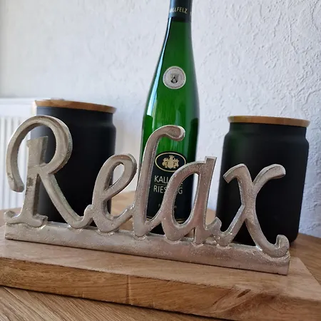 Apartamento 98qm Im Villenviertel - Voll Ausgestattet Mit Balkon Und Kamin - Wlan Gratis
