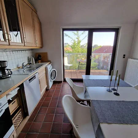 Apartamento 98qm Im Villenviertel - Voll Ausgestattet Mit Balkon Und Kamin - Wlan Gratis Wilhelmshaven