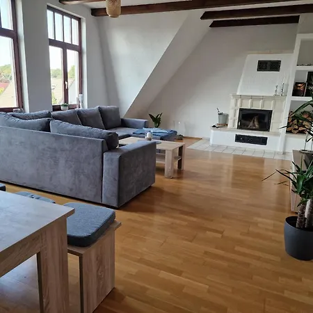 98qm Im Villenviertel - Voll Ausgestattet Mit Balkon Und Kamin - Wlan Gratis Wilhelmshaven